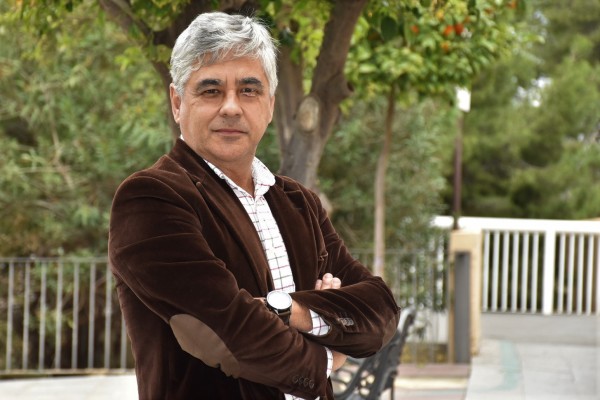 El periodista y gestor cultural Paco Escudero, director de la UNED-Elche
