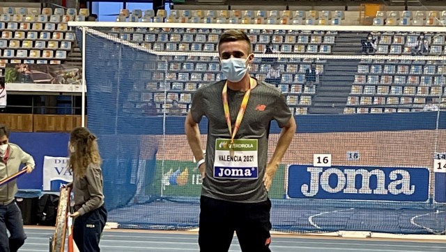 Mirón se viste de oro para pensar en el Europeo