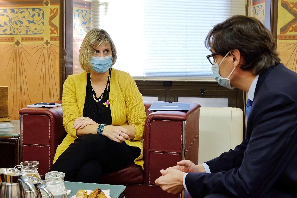 La consellera de Sanitat, Ana Vergés, y el entonces ministro Salvador Illa. Foto: GOVERN - 