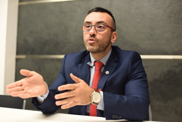 Vila-real firma un confirming bancario que adelanta los 802.000 euros del Plan Resistir