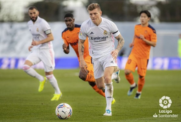 Kroos: 