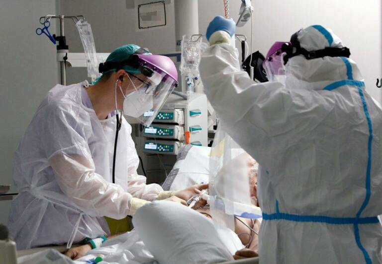 El año que lo cambió todo: 5.887 muertes por covid en la Comunitat y 64.747 en España en 365 días
