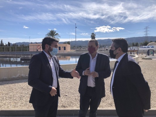 Los polígonos industriales de San Ginés y Alcantarilla recibirán cuatro millones para reforzar el saneamiento 