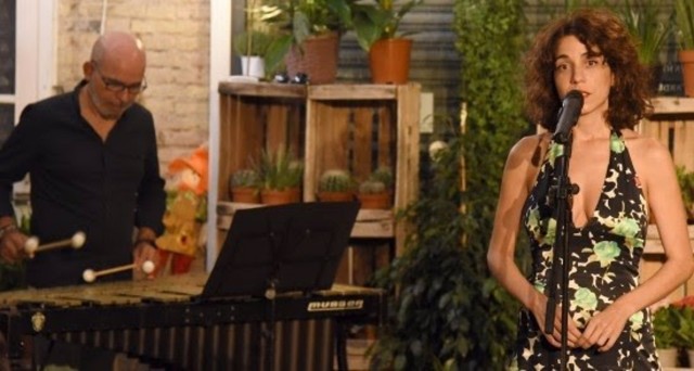 Lara Salvador y Jesús Salvador 'Chapi' ofrecen una lectura dramatizada de 'Qué sabe nadie' 