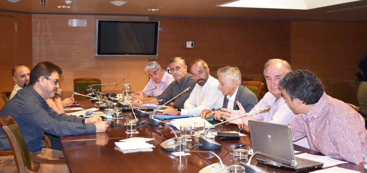 Imagen de archivo de una reunión del Consejo de Divalterra. Foto: DIVAL - 
