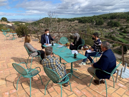 Sierra Espuña gana puntos como destino referente para la práctica del ecoturismo en la Región