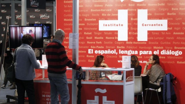 PSOE y Podemos piden al Cervantes que aplique principios de mérito y capacidad al contratar directivos