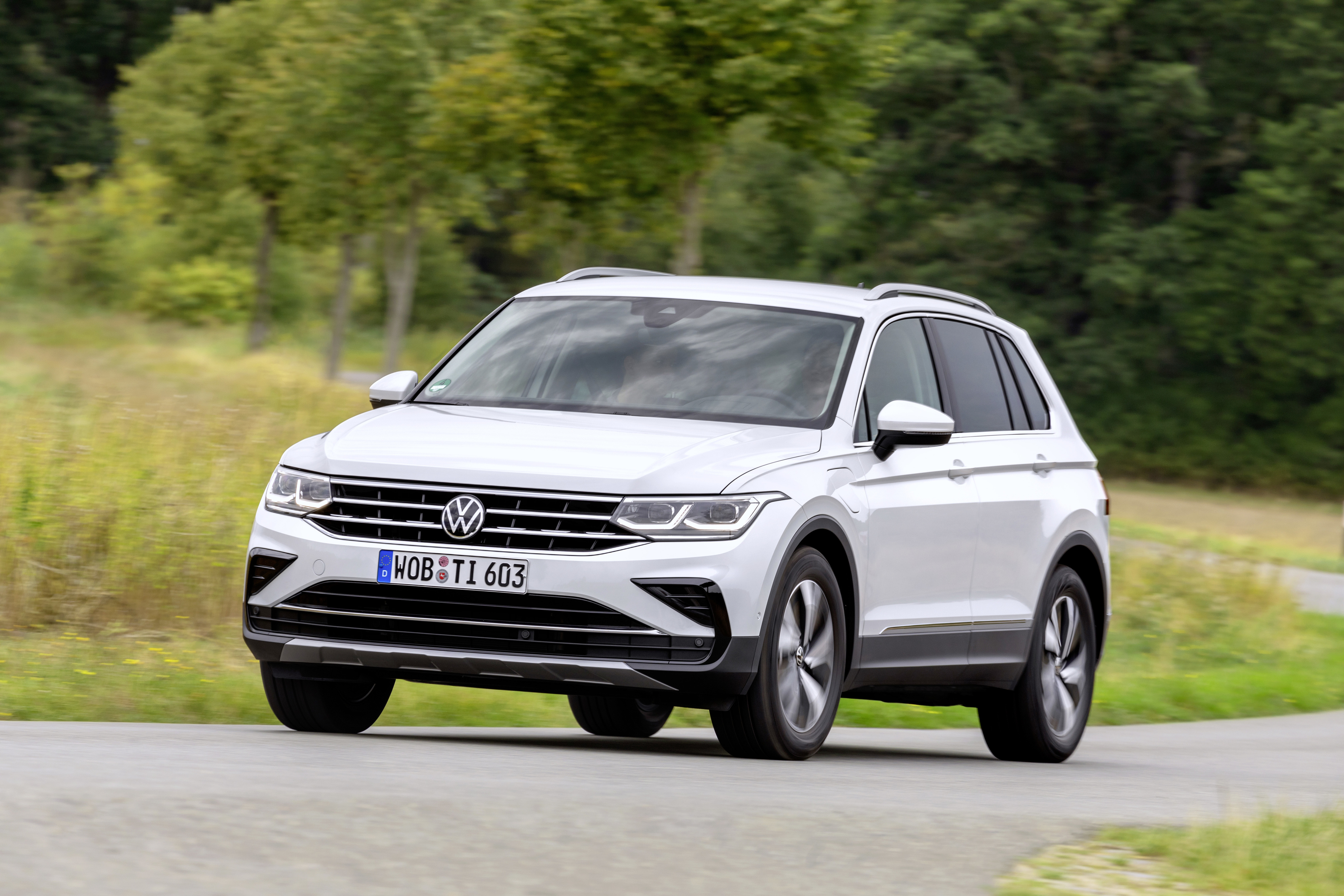 Llega el Tiguan eHybrid: la versión híbrida enchufable del SUV más exitoso