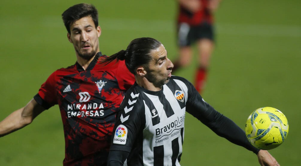 Marc Mateu supera a Satrústegui y ya es el jugador del Castellón con más minutos jugados