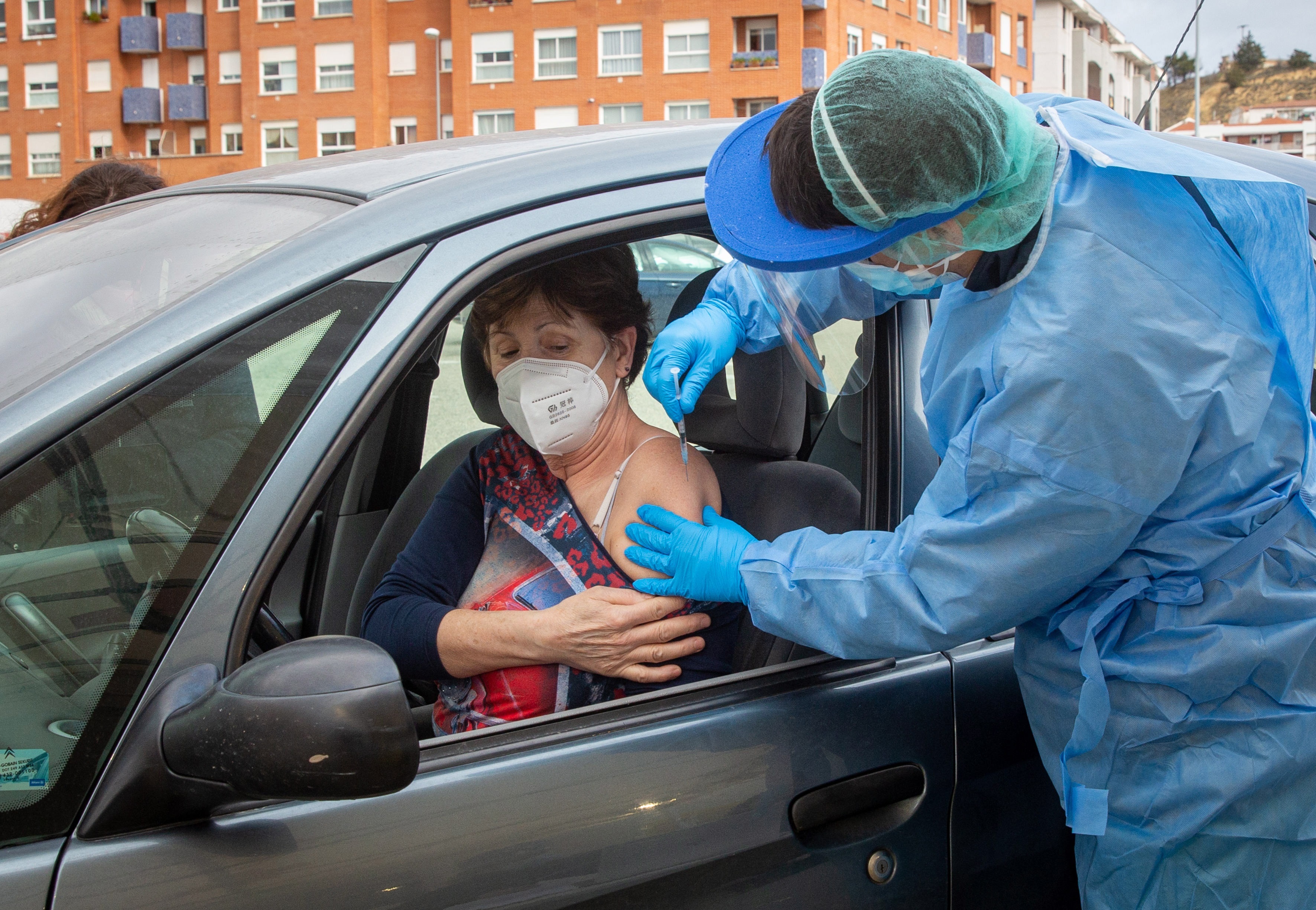 Las CCAA administran 2.320.507 dosis de las vacuna de Pfizer, Moderna y AstraZeneca