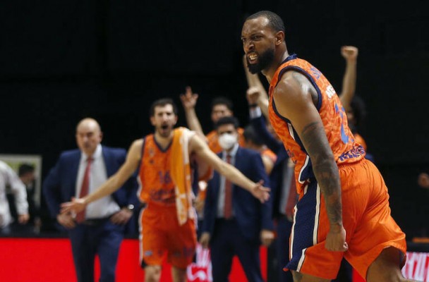 Valencia Basket da de baja a Williams y activa a Kalinic ante el Real Madrid
