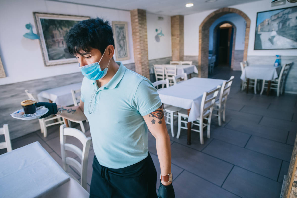 Conhostur solicita a la Generalitat una reunión 