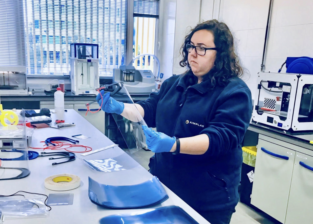 El 51,2 % de la plantilla de los centros tecnológicos de Redit está formada por mujeres investigadoras