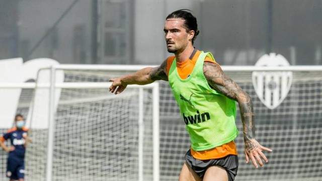 La cesión de Jason descarriló al negarse el Elche a asumir los 800.000 euros brutos de su ficha