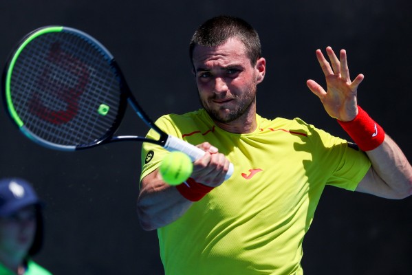 Pedro Martínez avanza en Australia e iguala su mejor marca en Grand Slam
