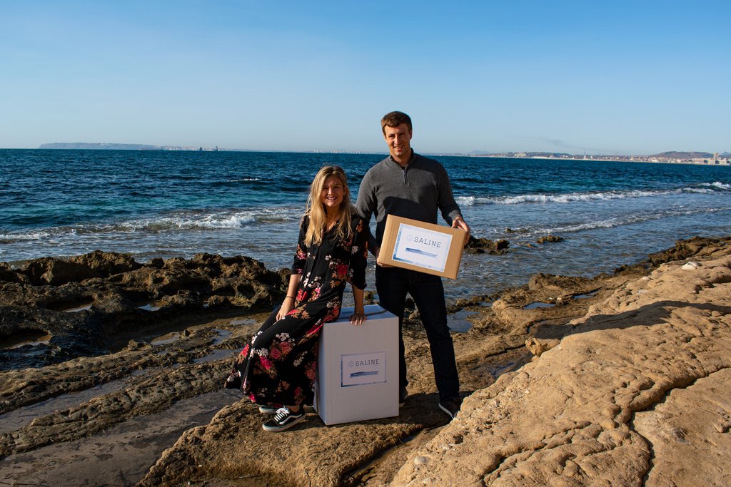 Saline, un proyecto emprendedor de Alicante con el sello del mar en sus vajillas y cuberterías