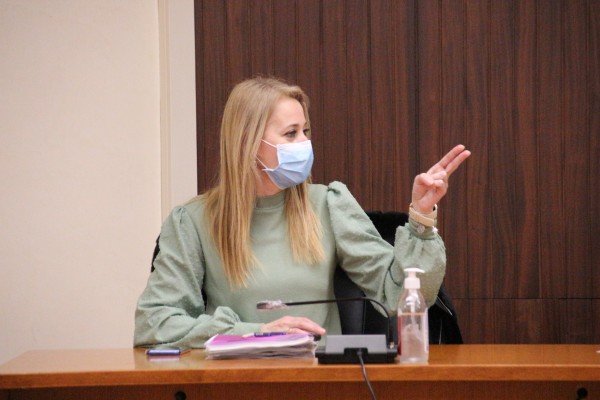 La alcaldesa de Alhama, Mariola Guevara, da positivo por coronavirus