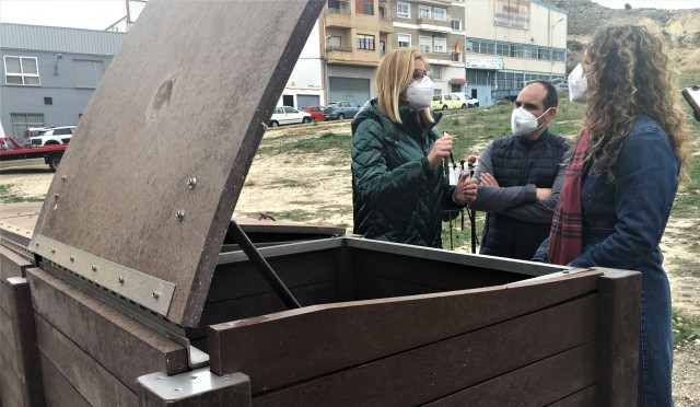 Petrer implanta una isla de compostaje comunitario para revitalizar parques y zonas verdes