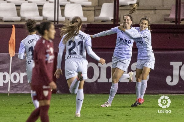 El Valencia recibe al Logroño en un Puchades en el que quiere reforzar su papel protagonista
