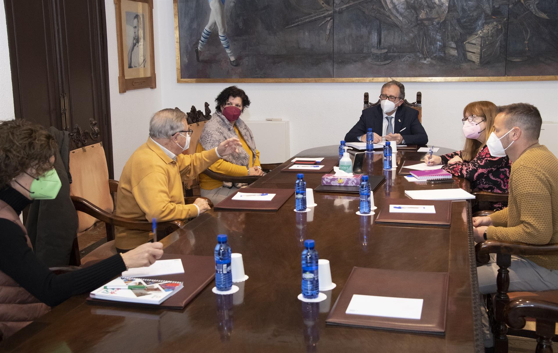 Diputación aportará a Cáritas 200.000 euros para cubrir las necesidades de personas sin hogar