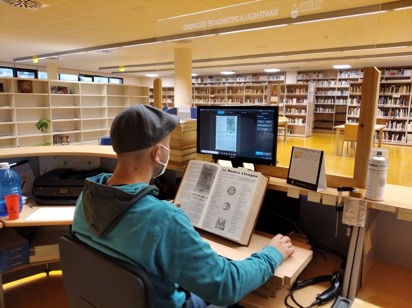 El Ayuntamiento de Peñíscola empieza a digitalizar su archivo histórico 