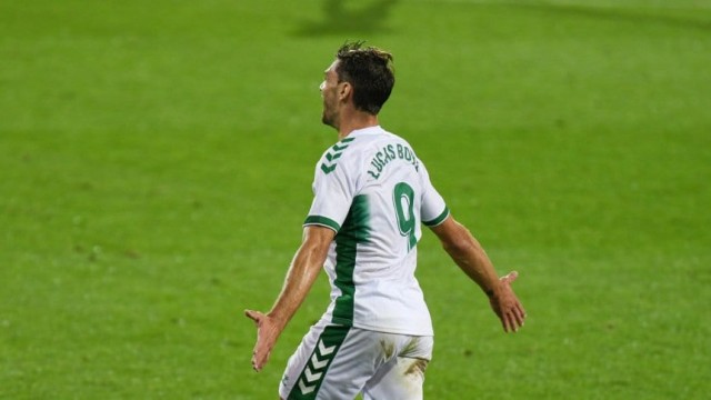 
El fútbol argentino supera los cien goles con la camiseta del Elche