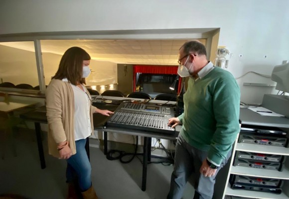El Campello moderniza los equipos técnicos de iluminación y sonido del auditorio 'Pedro Vaello'
