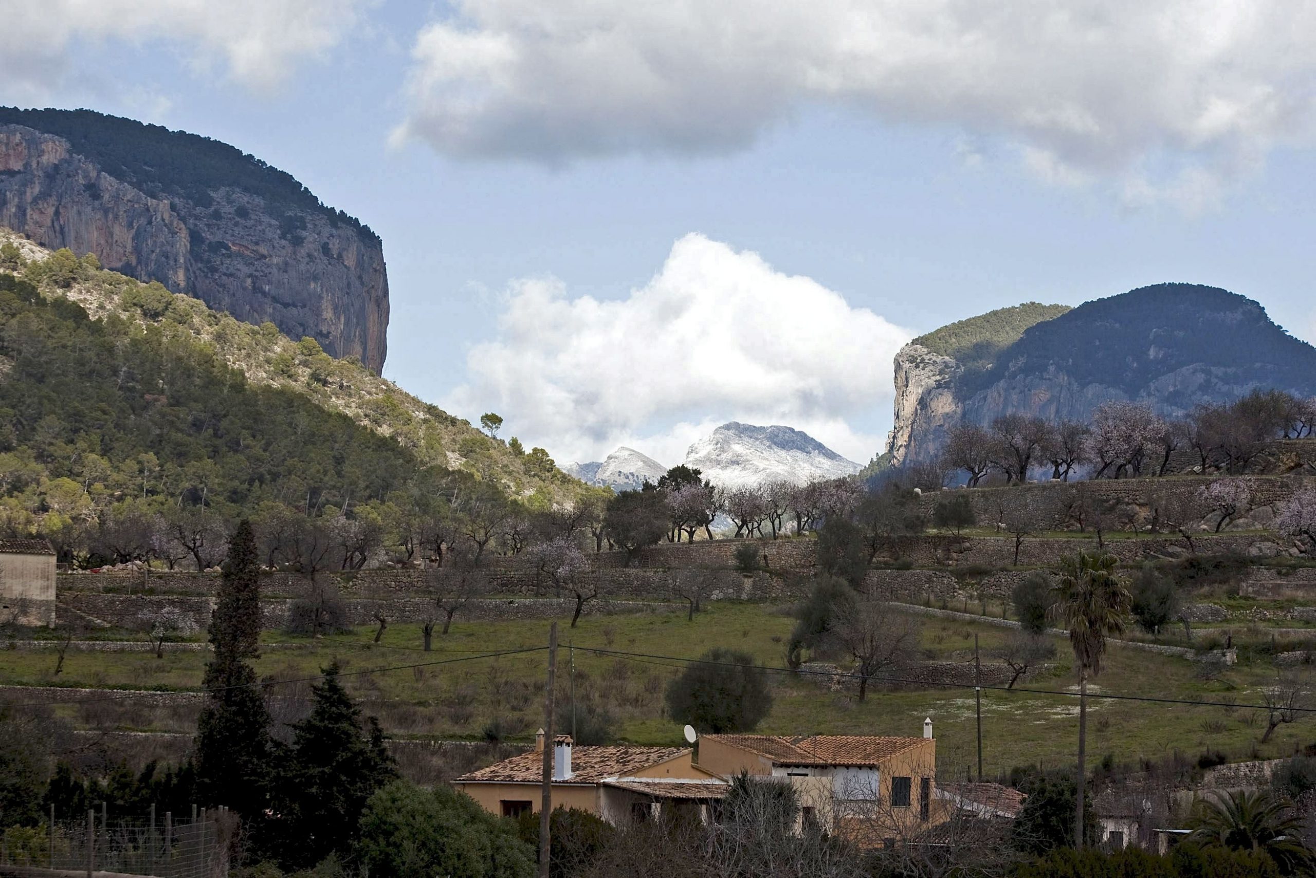 Se busca follamigo con segunda residencia para confinamiento perimetral
