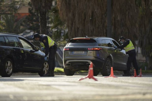 El cierre perimetral de ciudades deja casi 1.200 denuncias en la Comunitat en menos de 24 horas