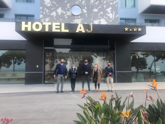 El Hotel AJ de Gran Alacant abrirá sus puertas a mediados de marzo