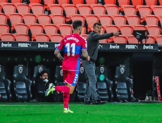 Almirón: 