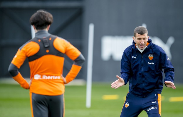 Gracia trabaja de nuevo con el once que derrotó al Elche