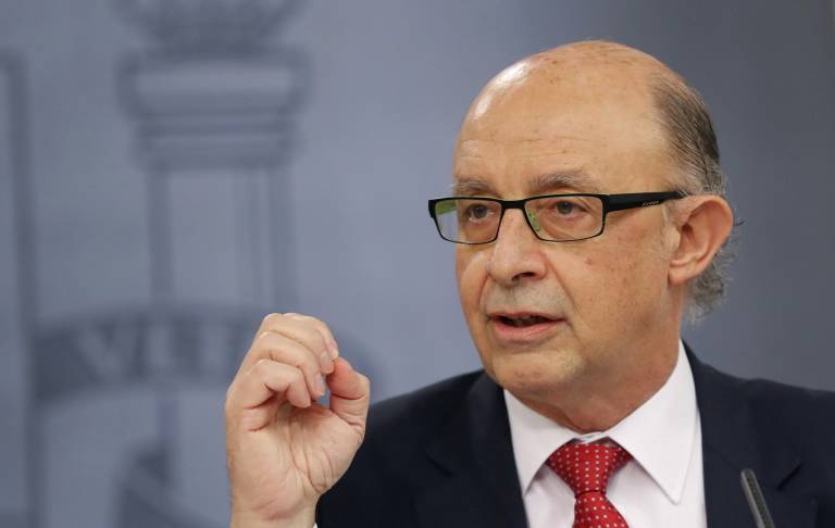 Cristóbal Montoro, ministro de Hacienda - 