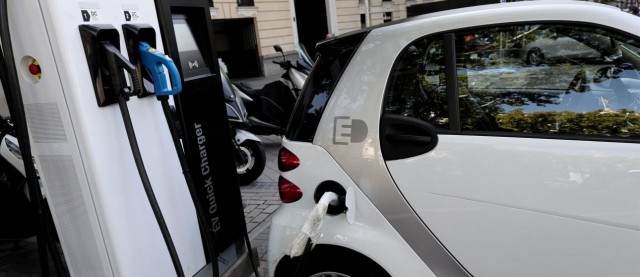 Las ventas de vehículos eléctricos se duplican en 2020 en Europa 