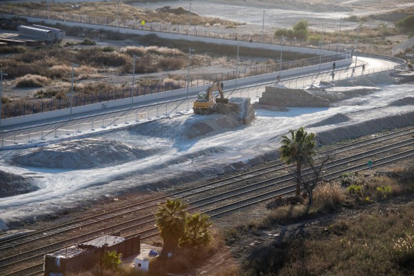 Adif defiende que la reutilización de las vías de la estación de Murcia será solo temporal