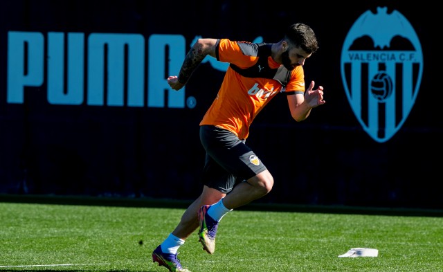Ferro, Oliva y Cutrone enriquecen la pizarra de Javi Gracia