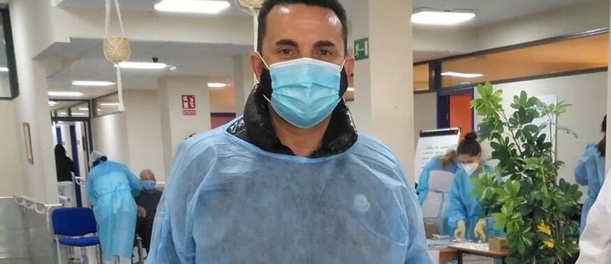 Sanidad asegura que Cano y Galiano se 'colaron' para vacunarse en contra del protocolo