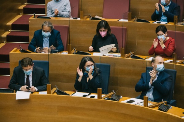El Botànic retoma la reforma de la ley electoral, Cs no garantiza su apoyo y el PP pide reducir el número de diputados