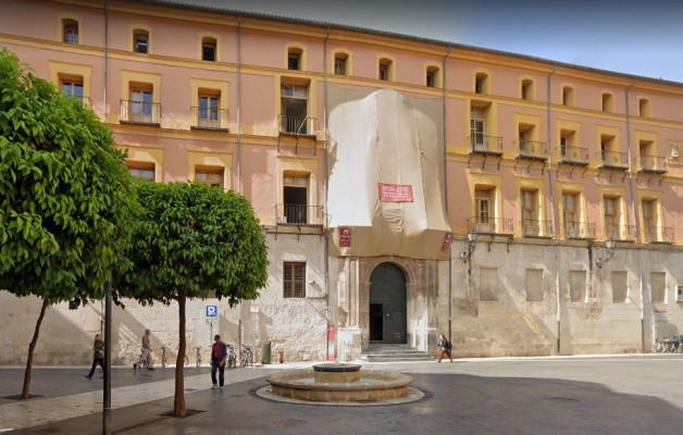  Podemos Murcia se hace eco de las quejas por las ventanas cerradas en el Conservatorio de Música y Danza