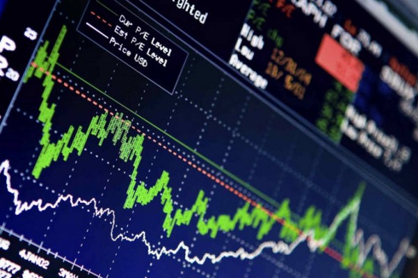 El Ibex 35 espera por encima de los 10.800 puntos el dictamen de la FED