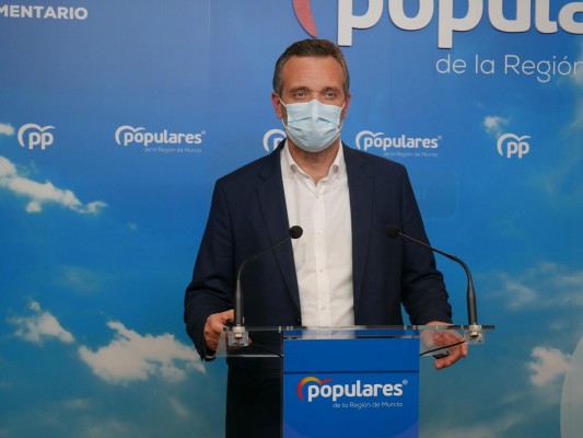 El PP pide a la Asamblea que acelere los trámites para que la Comunidad pueda enviar el listado de vacunados