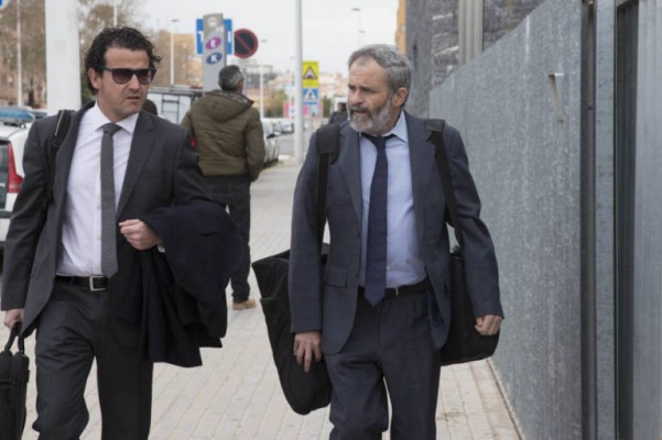 Anticorrupción investigará las 'vacunas VIP' de alcaldes y concejales: las cotejará con el protocolo