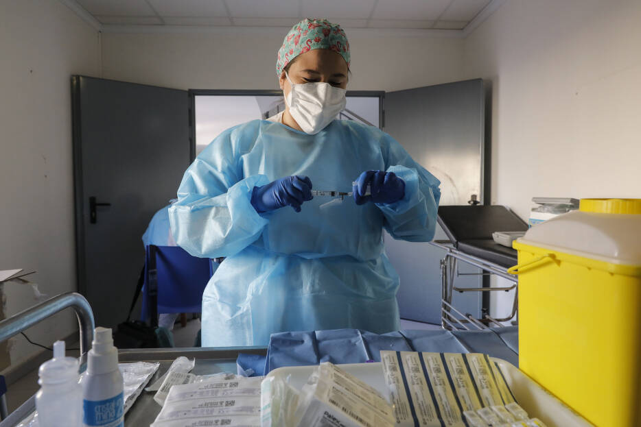 Lunes negro en Castellón: anota 11 muertes más y vuelve a superar los mil contagios por coronavirus