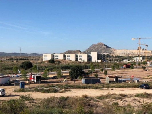 Alicante y la UA se conjuran para abrir el vial de conexión entre el campus y el Parque Científico