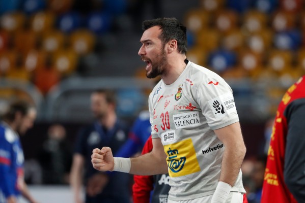 Los Hispanos se regalan un merecido bronce tras doblegar a Francia