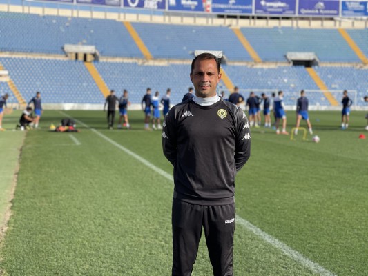 A entrenador nuevo...