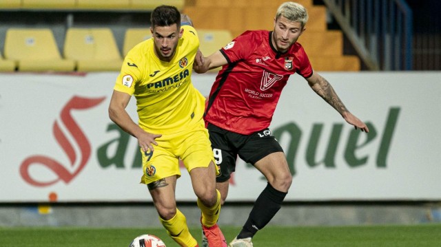El Villarreal B cae ante La Nucía en un partido que se decidió a balón parado