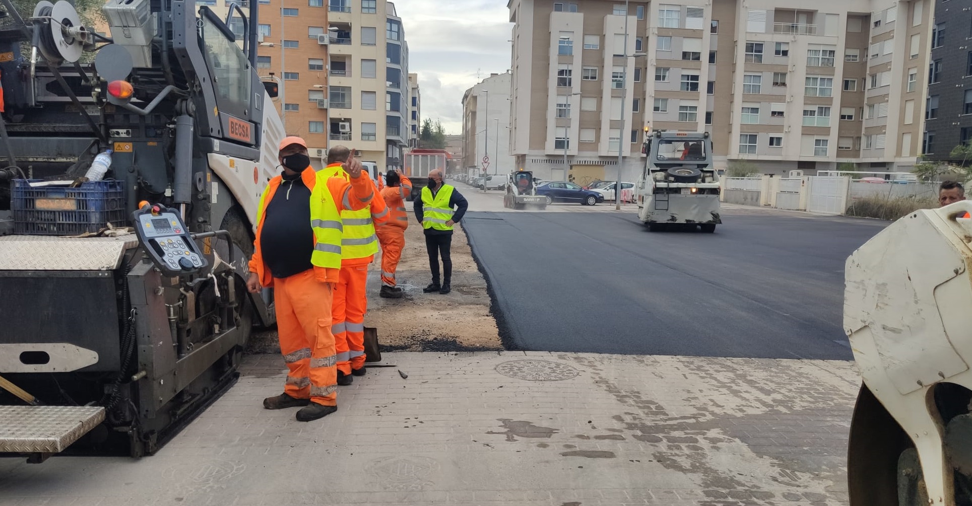 Vila-real invierte 435.500 euros para desplegar un plan especial de asfaltado en vías urbanas