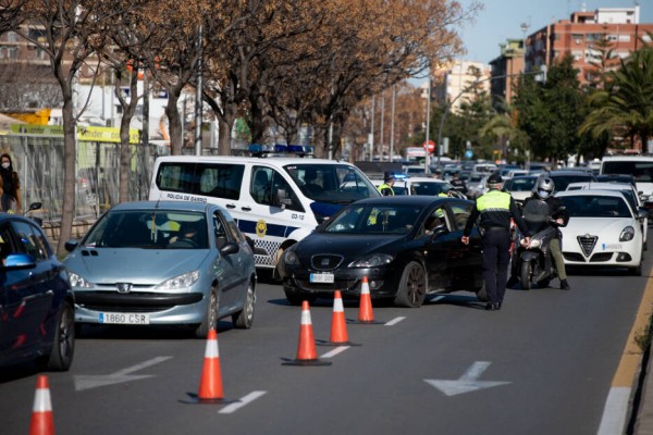 Las autoridades imponen en la Comunitat 580 sanciones por incumplir las restricciones de movilidad