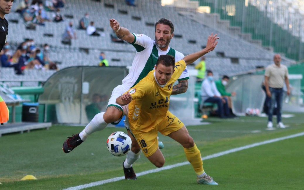 Imagen del partido entre el Córdoba y el UCAM CF de la primera vuelta. Foto: CCF - 